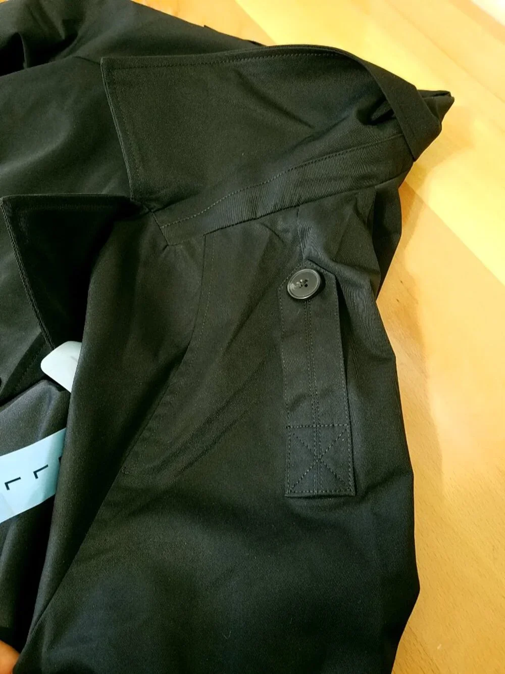 Rebecca Minkoff Black Cropped Trench Coat Women's Large NWT - Picture 11 of 16